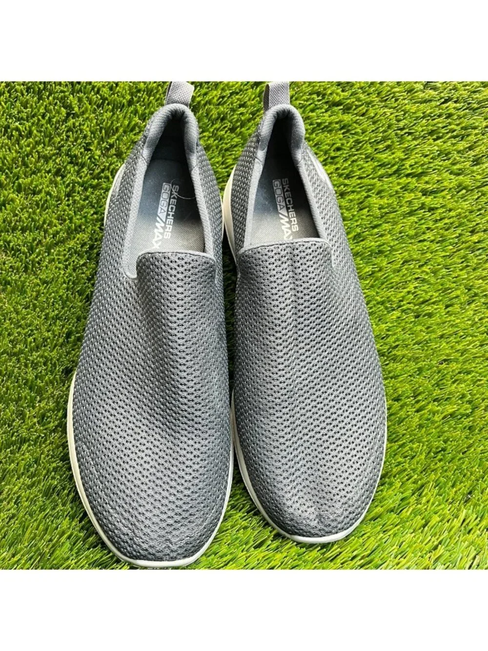 Skechers Go Walk Max Mens Size 11.5 Gray Athletic Walking Slip On Shoes Sneakers